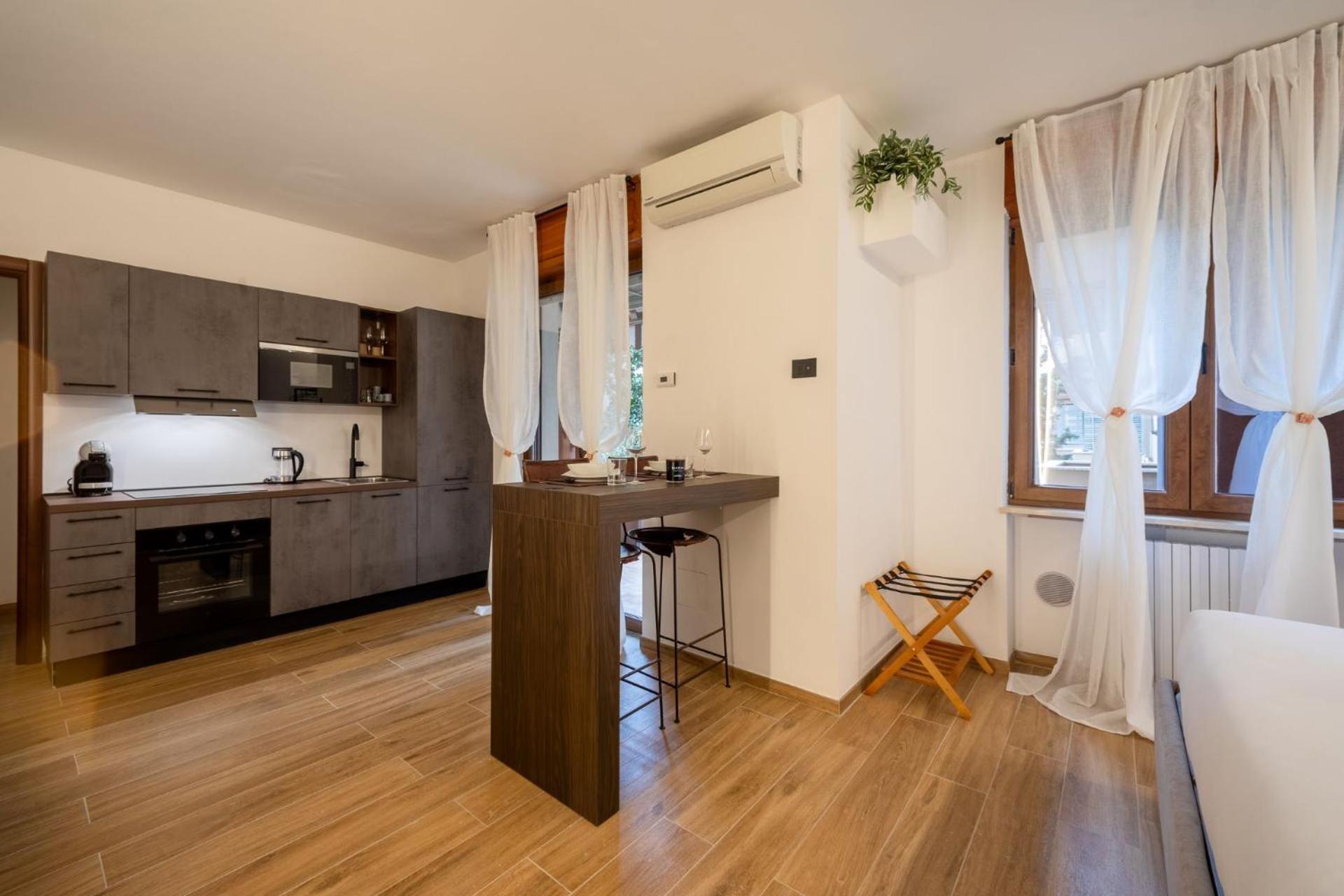 Апартаменты N8 Urban Loft Верона Экстерьер фото